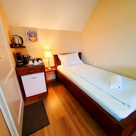 Bed & Breakfast Virag Panzio